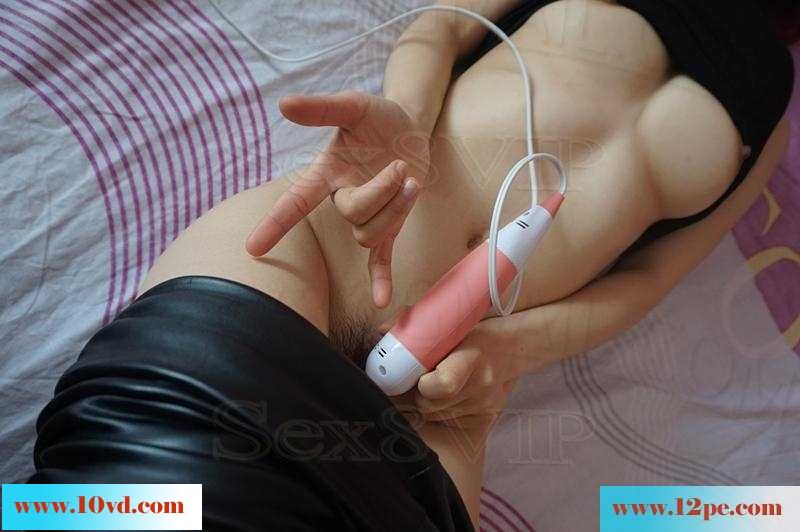 玩弄新婚不久的闷骚的老婆(35P)