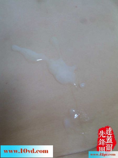 小区内一少妇，终于答应拍了(16P)