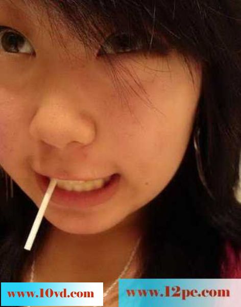 顽皮小妹妹感觉很吃重鹹...还露嫩穴-(11P)