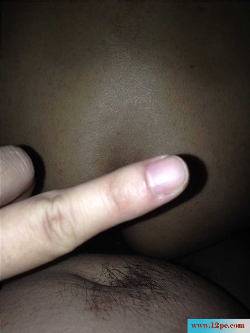 趁着晚上遛弯，抓紧时间后入邻居情人(10P)