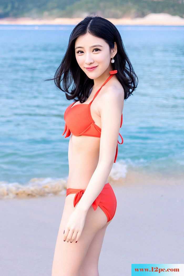气质美女施亿佳度假写真秀美背【47P】