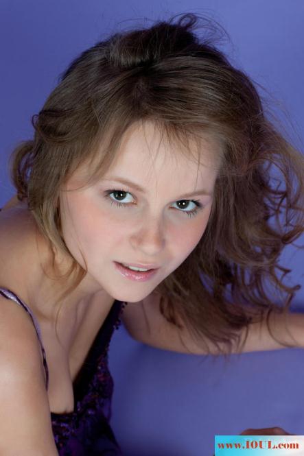Alexandra-Jovial(15P)