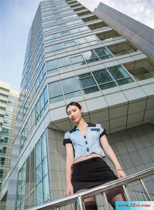 经典丝袜美腿外拍115CM长腿警员(20P)