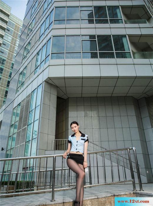经典丝袜美腿外拍115CM长腿警员(20P)