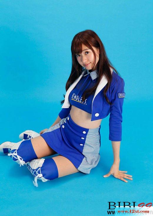漂亮小女女的蓝制服诱惑你-【28P】