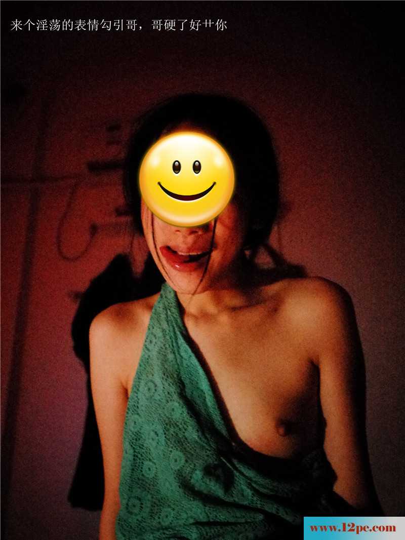 昏暗灯光下艹爽了贫乳骚货才放她回去会男友(