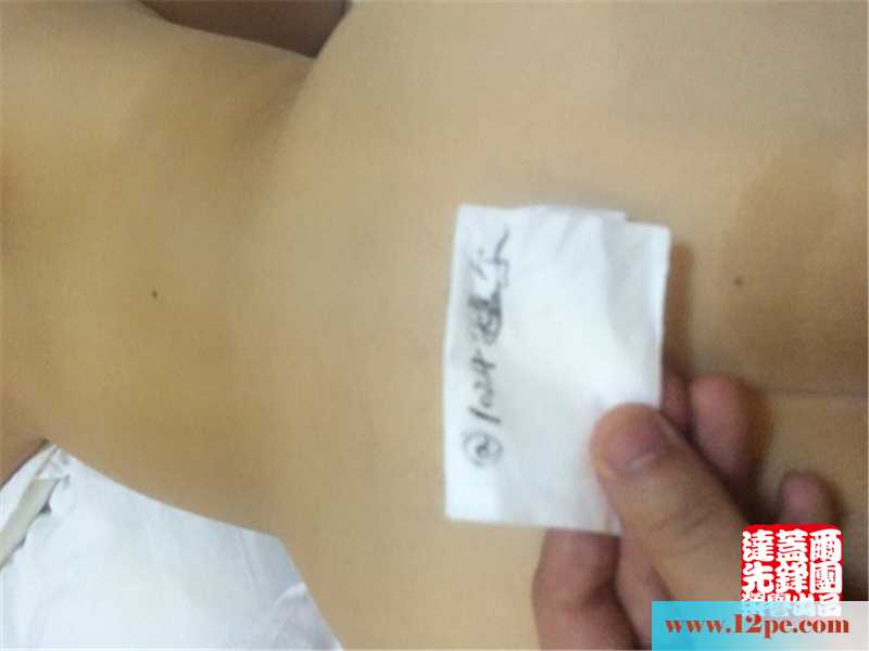 肉嘟嘟的援交妹子，服务也好感觉也棒，水乳交