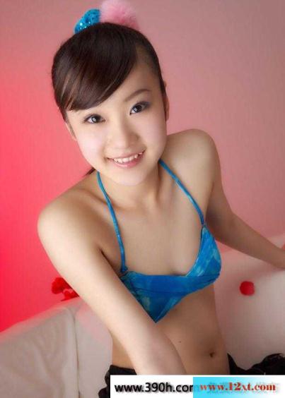 蓝色比基尼配黑网冲击眼球啊(16P)