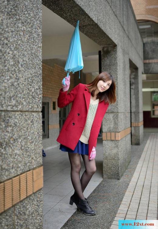 邻家美女清纯外景唯美写真(14P)