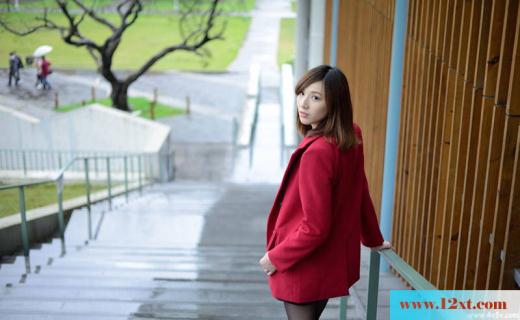 邻家美女清纯外景唯美写真(14P)