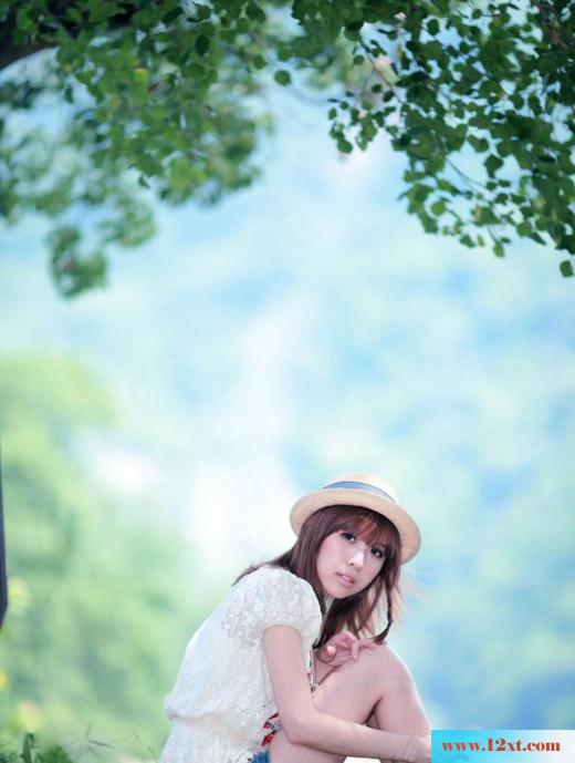 裸腿美女走拍修长美腿超引人瞩目(13P)