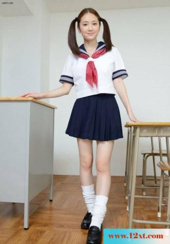 清纯的女学生(19p)