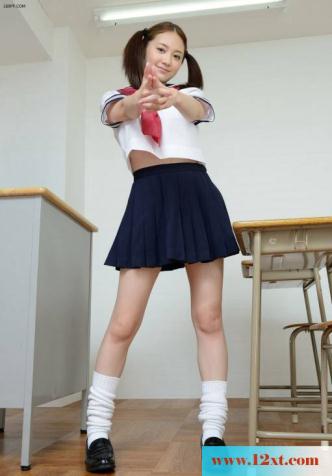 清纯的女学生(19p)