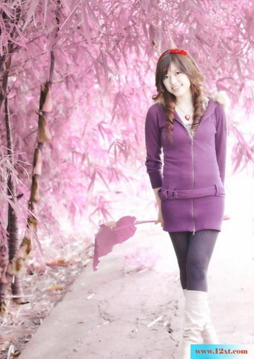 清纯美女小露玉腿有点小性感(10P)
