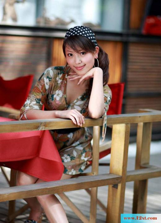 清新美女的时髦指数飙升(12P)