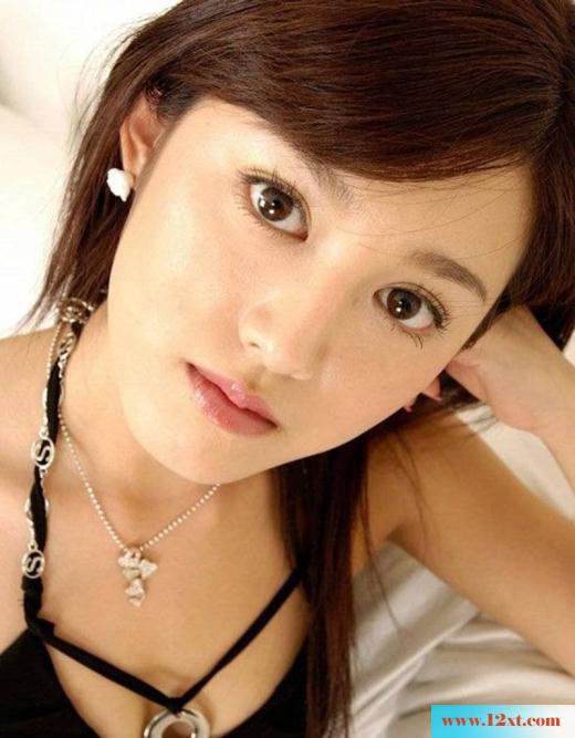 清新淑女秀出修长的美腿(10P)