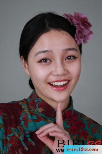 素雅的旗袍美人红鞋白腿的诱惑