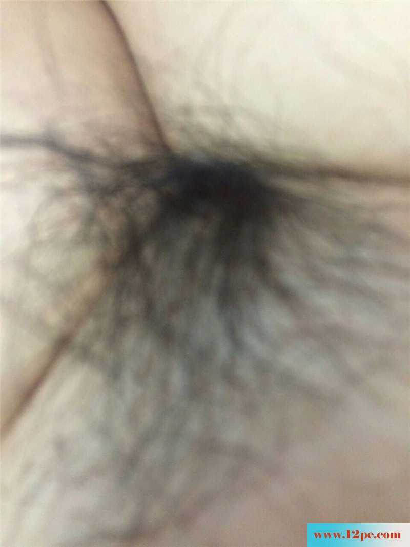 白嫩可人的大四女友羞答答(17P)