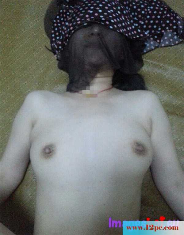 白嫩少妇之无套后入(10P)