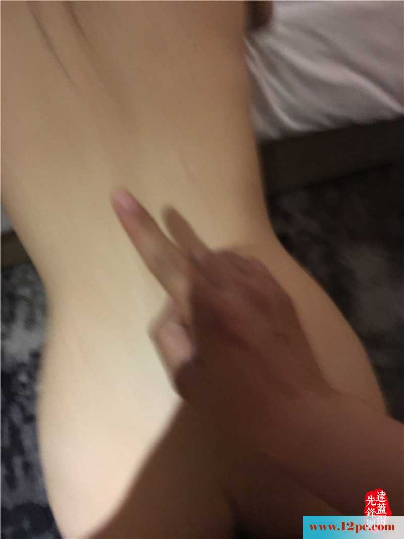 春天渐暖，魔都酒店夜会28岁少妇(23P)