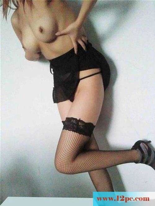 大咪妹玩黑丝-真是风情万种-(12P)