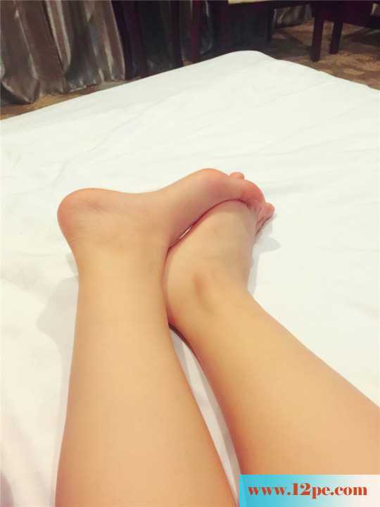 端庄的老婆骚蝴蝶，大珠小珠落玉盘(32P)