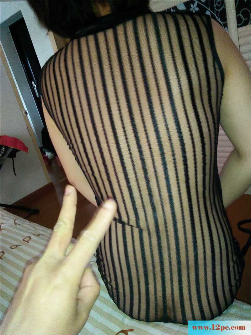 复古情趣衣衫衬托出媳妇的女性之柔美(21P)