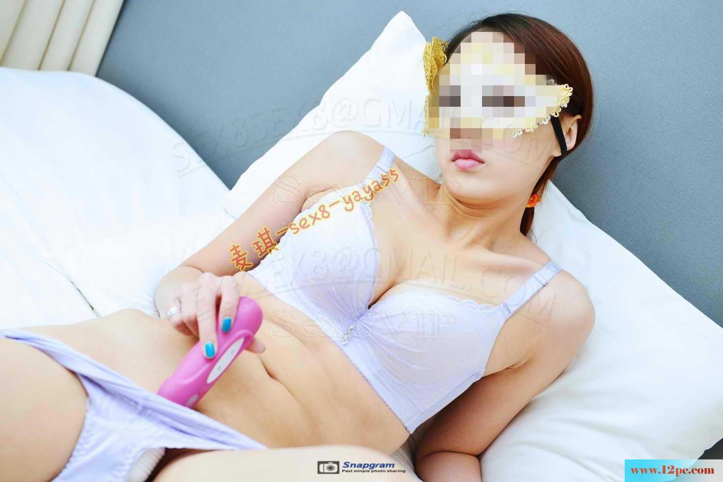 高清大奶嫩模，专业手法按摩棒自助性高潮(35P