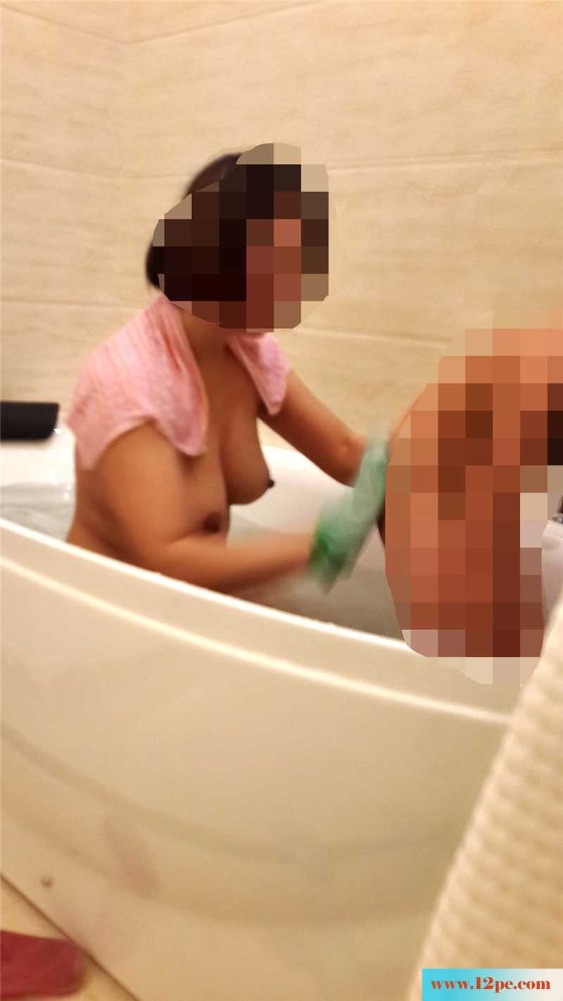 观赏妻儿洗澡，家庭的快乐其实很简单(15P)