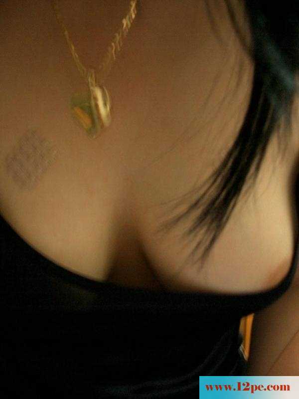 好想扒光这妹子，(10P)