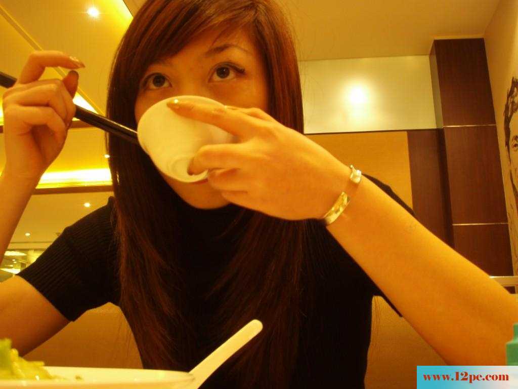 26部国产少妇自拍套图，部部经典(86P)