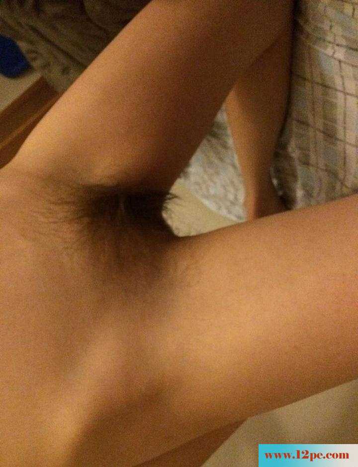 93后大学生女友，大家说身材好不好(13P)