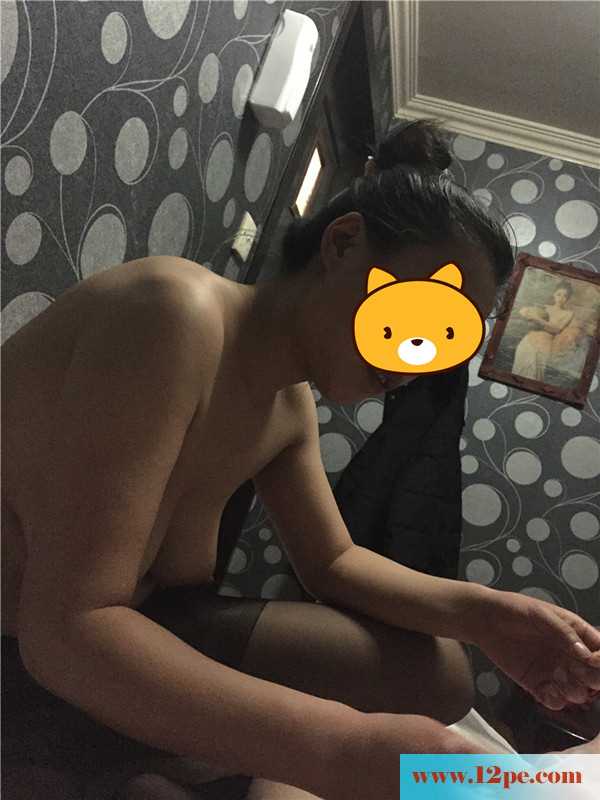 95年C罩杯的徐州小妹进京做技师(18P)