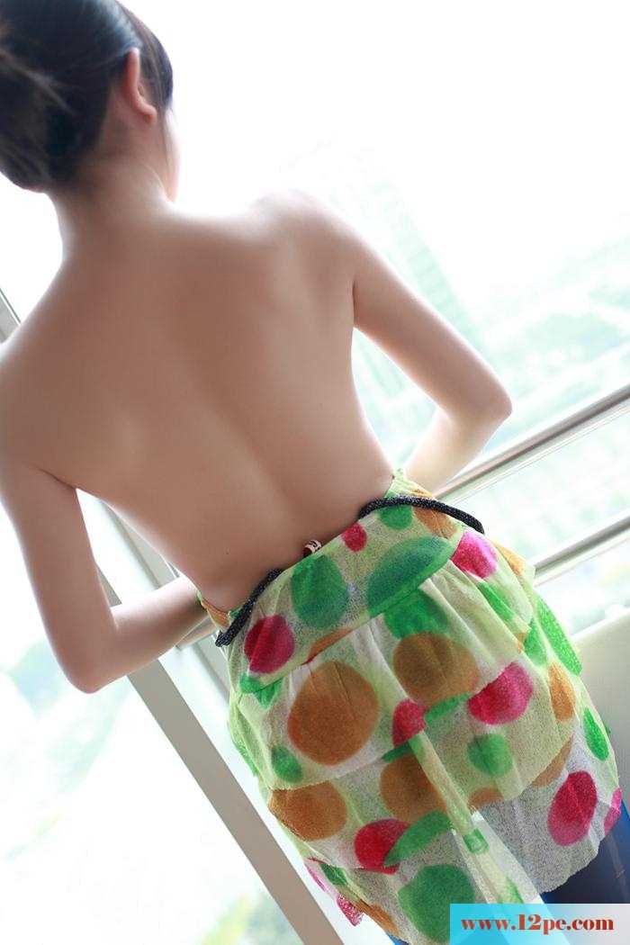 女神性感蓝色丝袜腿太美了【13P】