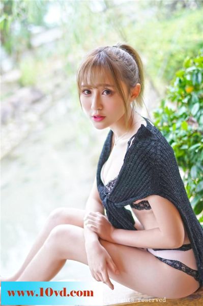 独家小清新女子媚媚动人【12P】