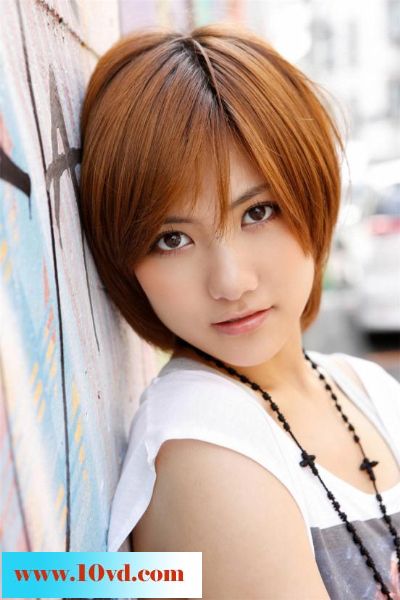短发靓女日系的清纯挑逗【15P】