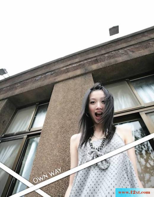 美腿靓妹的白嫩晶莹的皮肤(11P)