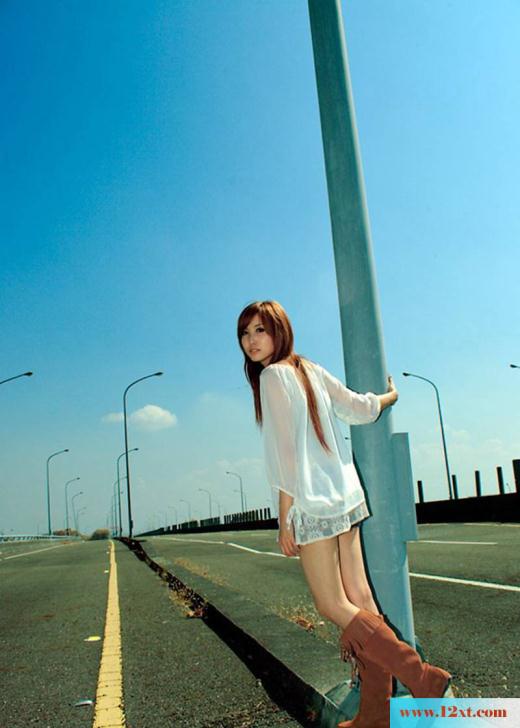 苗条少女春天的气息(11P)