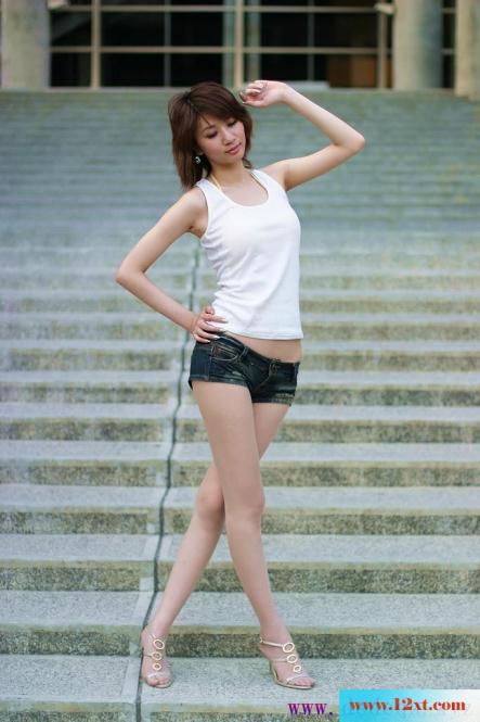 难得一见的气质美女【22P】