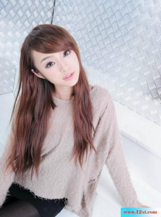 靓丽乖巧的MM棚拍丝袜(10P)