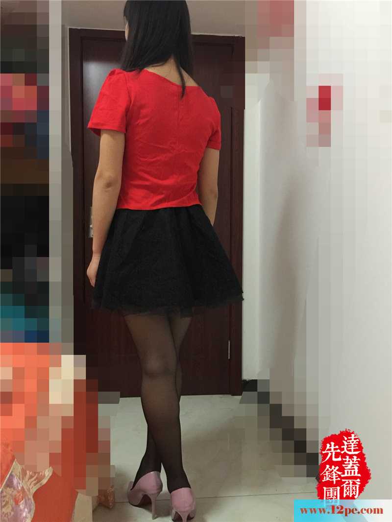 红衣黑裙吹着萧，奏响最美小夜曲(15P)