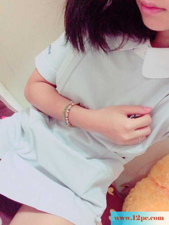 护理专业学生秋翠19岁(15P)