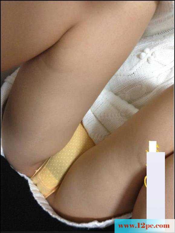微信上摇到的一位性感漂亮美乳骚女(13P)
