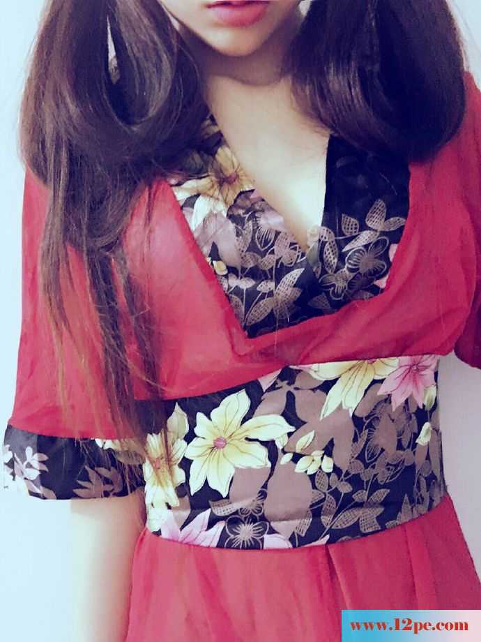 妖小猫第十四期，臀美还是鲍鱼美(11P)