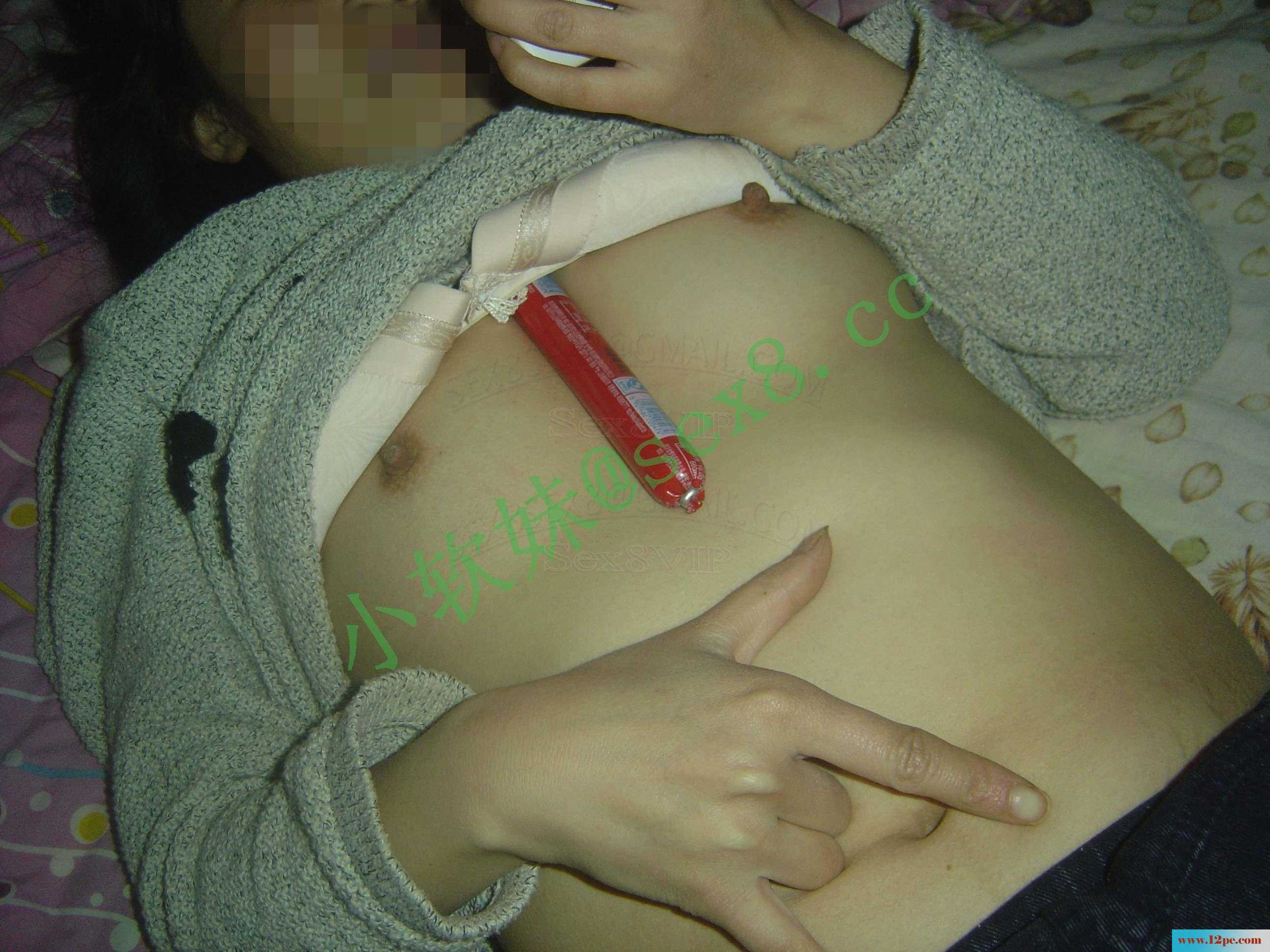 嘴馋的小骚货(16P)