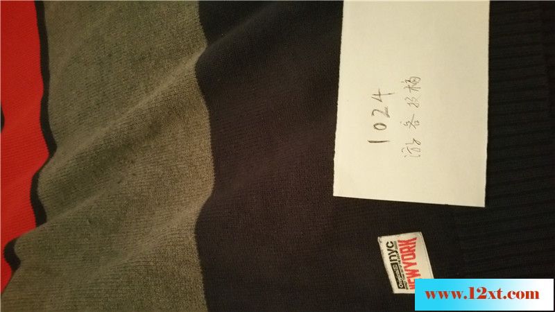 07-11大一学妹宿舍楼道给我咬-(18P)
