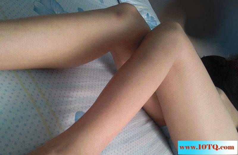19-11我那大学女友很想做腿模诱人魔鬼身材(11P)