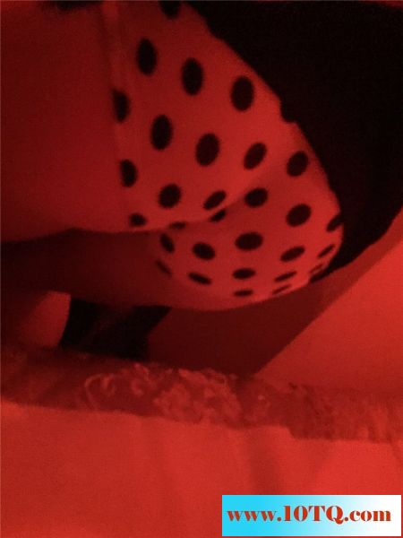 19-11下班后躲着老婆去桑拿房享受莞式服务(17P)