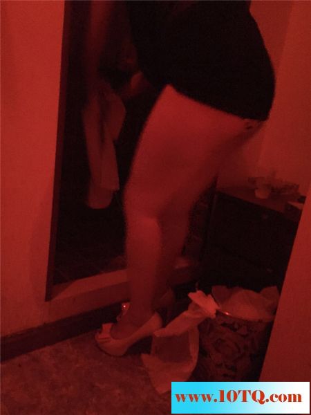 19-11下班后躲着老婆去桑拿房享受莞式服务(17P)