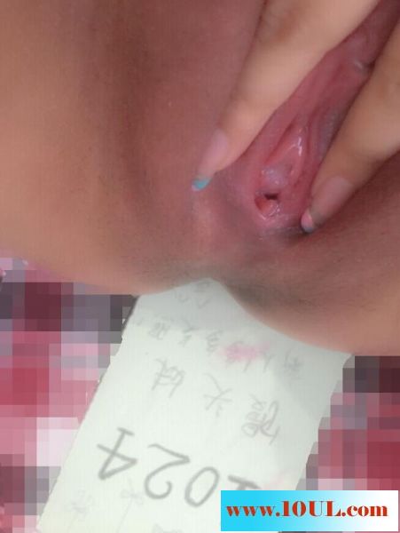 22-11还是上一个一线天，加点小情趣，大家说说怎